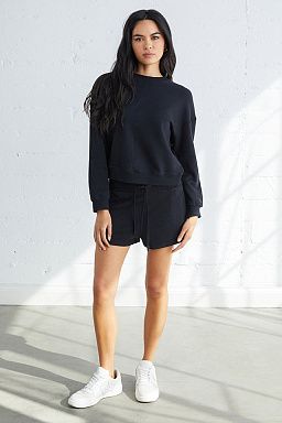 Crewneck & Essential Linden Black set